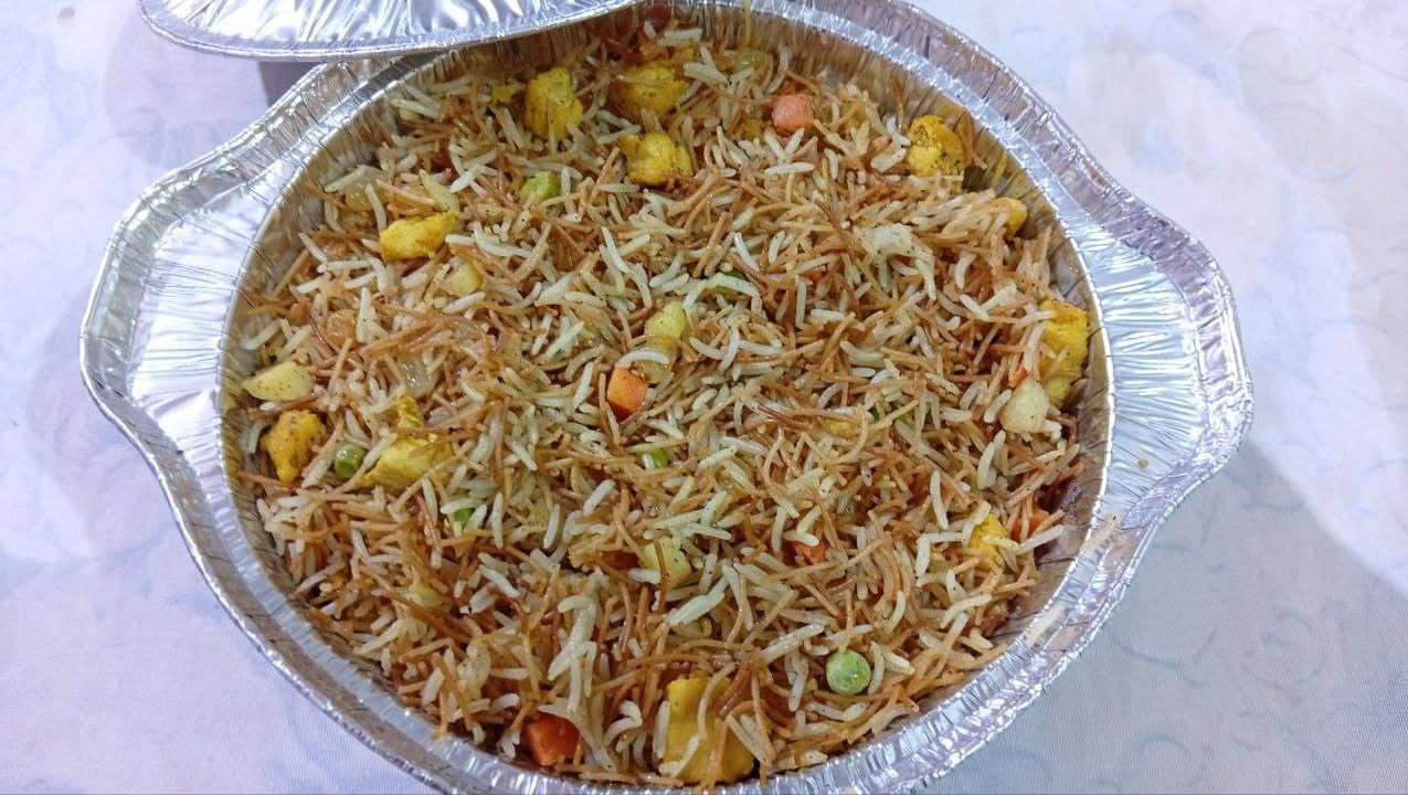 السلام عليكم عيوني متوفر جميع الأكلات بسعر مناسب وطعم طيب وشغل نظيف.للحجز والاستفسار مراسلة الصفحة او مراسلة واتساب
‏‪***********‬‏
