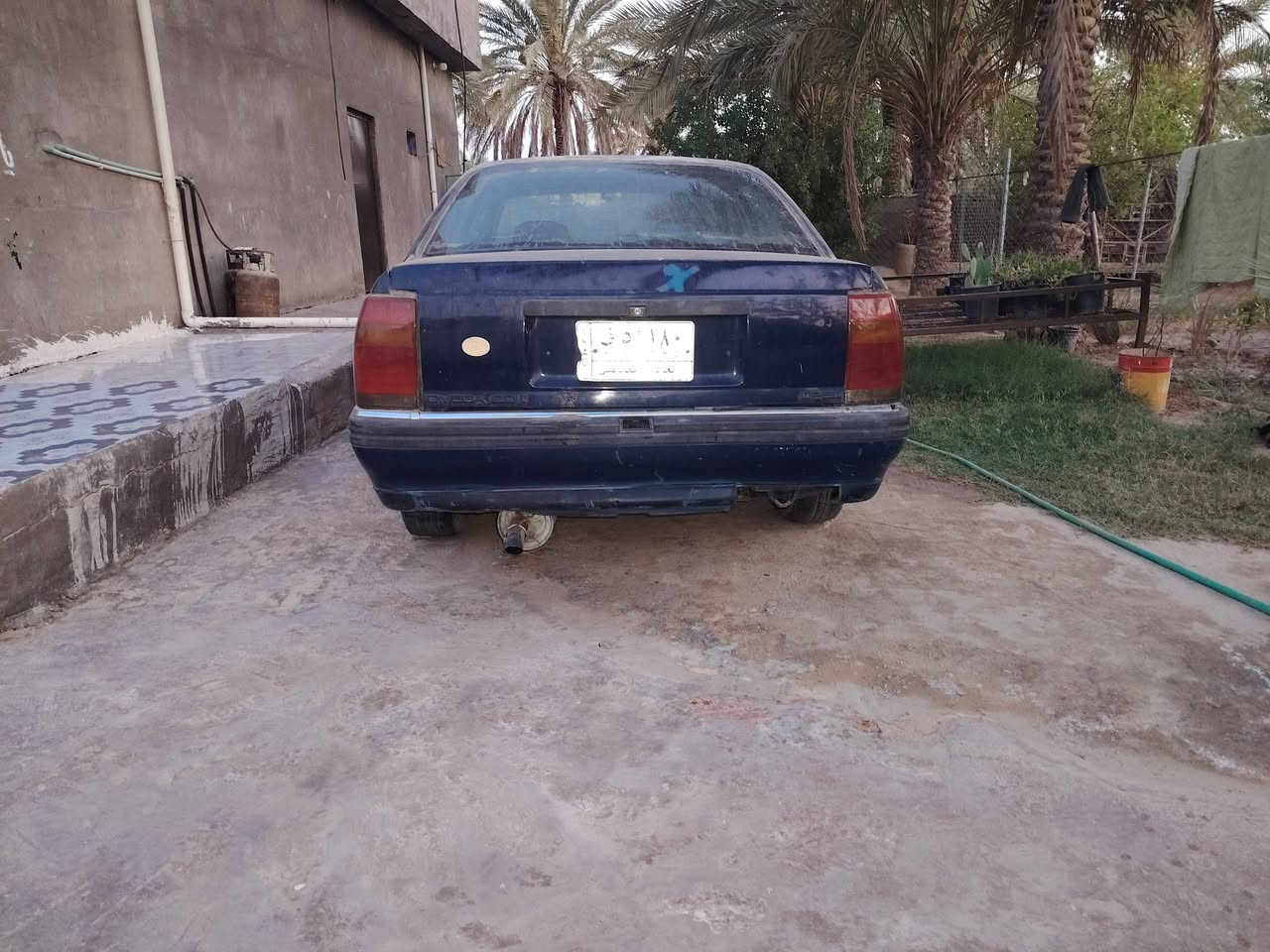 للبيع موديل ١٩٩١نضيفه بيها وكاله فقط بل سياره كير ومكينه مشروطه السعر 17وبيها مجال الشراي يتواصل عل وتساب***********  عنوان السياره بابل
