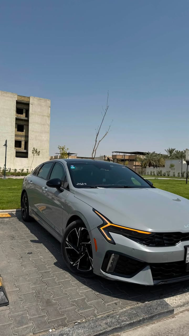 � للبيع K5 GT LINE موديل 2025 – شبه جديدة 🔥
🚘 كيا K5 GT LINE 2025
🎨 اللون: اسمنتي مميز
🤎 الداخلية: جلد ماروني فاخر
🌌 سقف بانوراما
🇺🇸 وارد أمريكي
📸 الحادث مرفق بالصور بكل وضوح
🛣️ عداد المسافة: (      30000) ميل

✨ السيارة مواصفات GT LINE وبحالة ممتازة جداً، شكل رياضي وفخم، ومناسبة للي يريد K5 موديل حديث بمواصفات عالية.

✅ التفاصيل واضحة والصور موجودة
✅ السيارة تستحق المشاهدة والفحص
💰 السعر: [على خاص]
📍 المكان: [ المنطقة البصره]

📞 للاستفسار والتواصل: [رقم الهاتف ***********]

للجادين فقط — السيارة تنفحص بأي مكان يختاره المشتري
