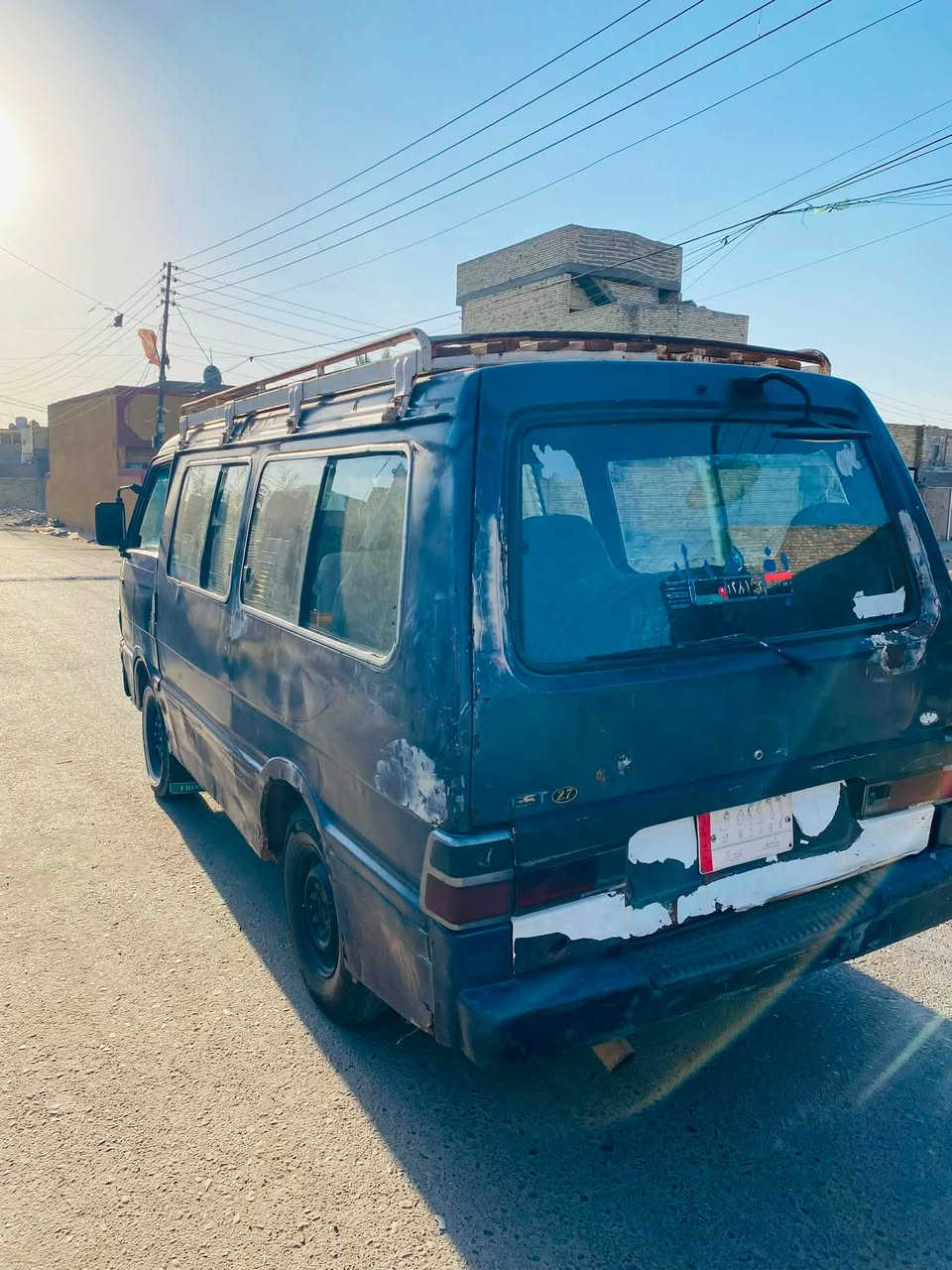 سلام عليكم كيا بستا موديل94  سياره ب اسمي معاملتها كامله باقي مجرد وصل رسوم 500 ينطكع من الحساب  تتحول فئه حمل مكينه جديده كير خير من الله حداديه نص عمر وهاي داخل وخارج السياره كدامك السعر 30 وبيها مجال 
الاتصال ***********
