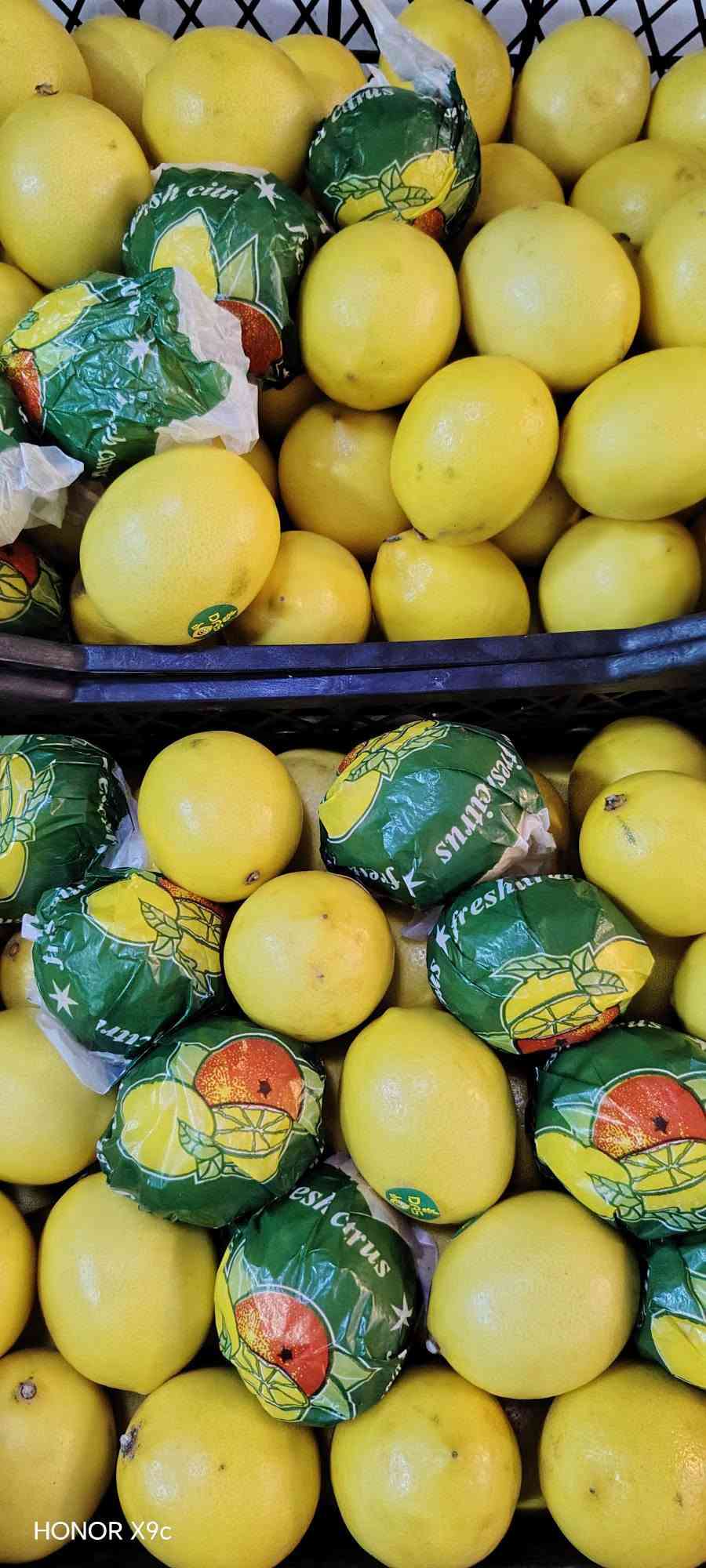 خضرة وفواكه • طازج • تشكيلة واسعة
