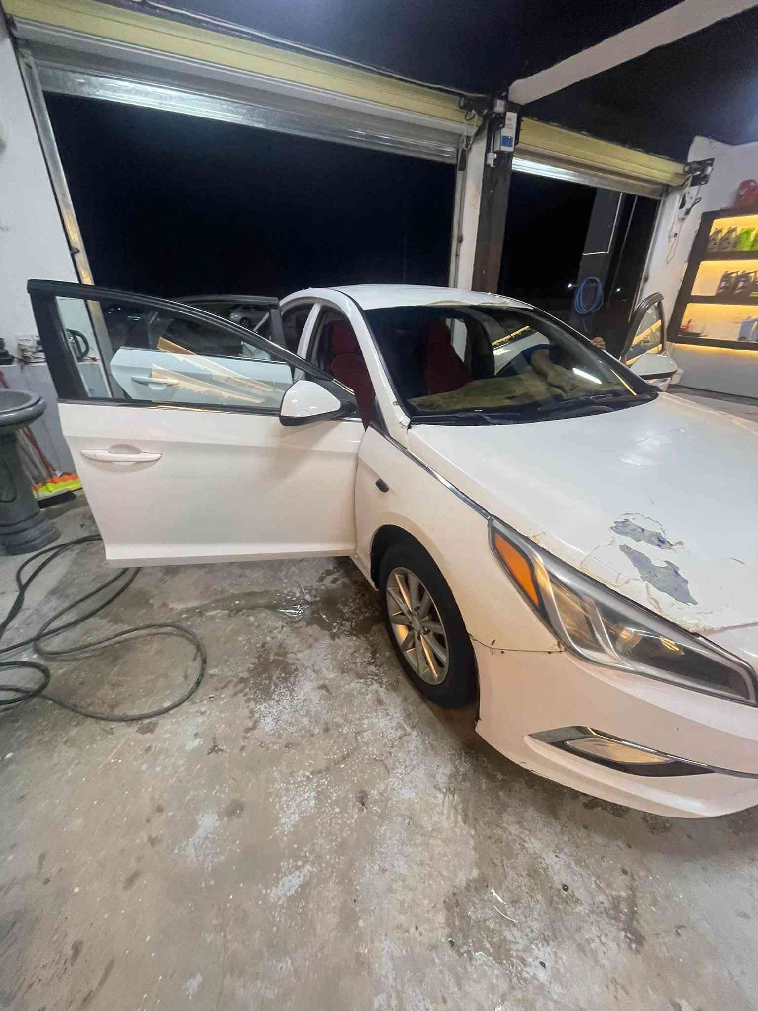 سوناتا 16مكصوص محرك 2400كارتون وكير جديد 6نمر صدر طبه  تبريد ثلج بيهه ملاحضات بلبونيد وبلجاملغ سياره جاهزه السعر 44وبيهه مجال ***********
