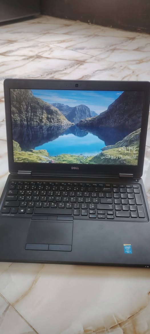 ديل كور i7 • شاشة 15 • بعقوبه قرب الجامعة
