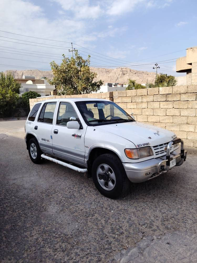 کیای سپۆڕتاج 1996تەبرید لەسەر سووچ سەیارەکە زۆر تندو تۆڵە 4تایەی لۆک دەبڵ ئەکسل تۆماتیک دەعمو لێدراوی نیە ئاڕمی پلاستیکی سلێمانی نرخی(37)گڵایە  گۆڕینۆ نیە قیست نیە جوابی نامە نادەموە مشتەریت تەلەفون بکە ***********دەربەندیخان دار بنديهكان, السليمانية
