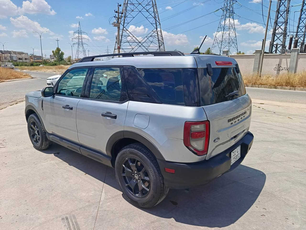 مستعجل عالبيع $$$$

٢٦$ ورقه غرامه ينزل من سعر السيارة بعد الاتفاق

السلام عليكم

Ford bronco sport 2021

للبيع او المراوس حسب القناعه

اللون : سلفر

المكينة : 3 سلندر 1.5 توربو

الگير : اوتو ٨ نمر

عداد المسافه : 60 الف كيلو متر قابل للزيادة

الضرر : مثل ماموضح بالصور قطعتين + قطعه داخل العراق

ايرباگ : فقط الستيرن طاك وراجع

المواصفات : اوتو هولد + اوتو ستارت/ستوب + رادار نقاط عمياء + تحذير تصادم  امامي + تحذير مغادرة المسار

التحويل : شرط التحويل او الوكالة

الغرامات : عليها ٤ مليون غرامة (تقريبآ ٢٦ ورقة).

التواصل : ماسنجر او واتس اب على الرقم *********** أربيل, العراق
