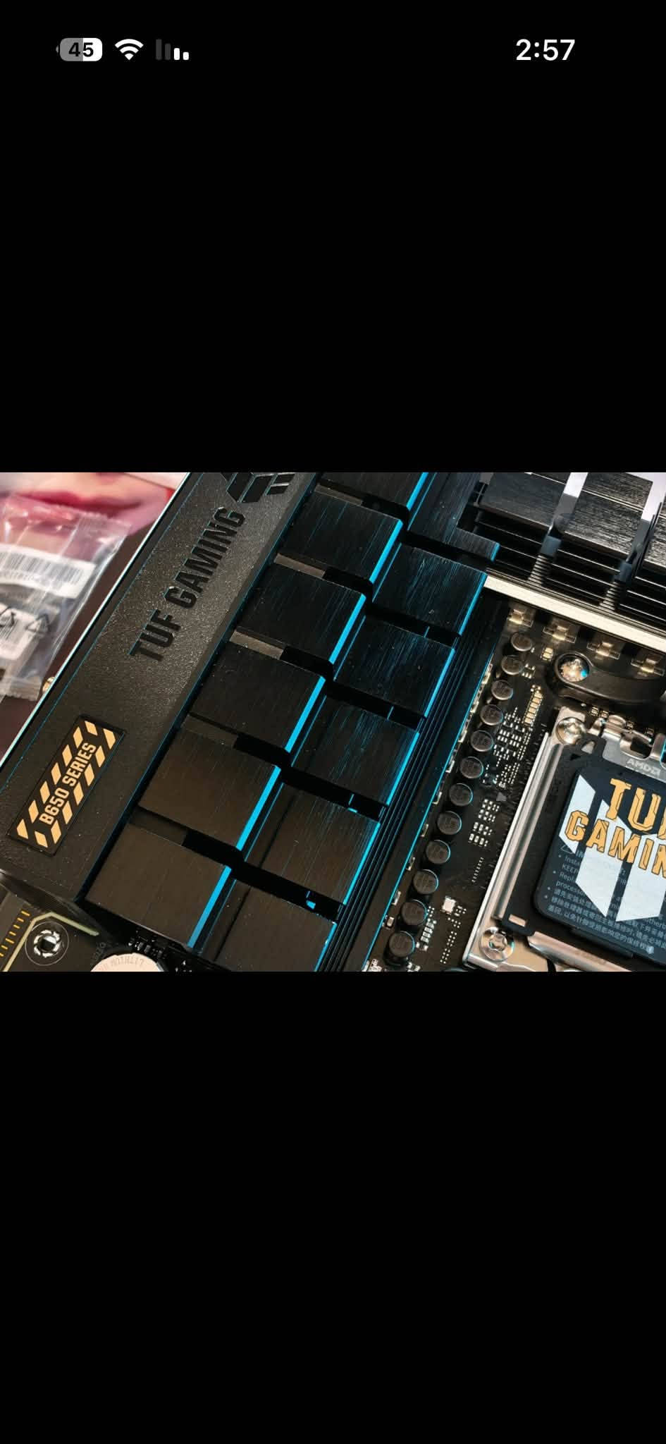 السلام عليكم شباب مذربورد للبيع جديدة 
نظافة 100‎%‎ 
Asus tuf B650m-Plus Wife 
Ram:DDR5
Cpu : AMD 
للتواصل :***********
