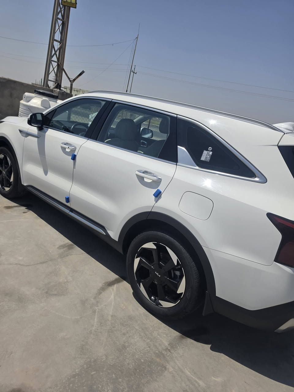 كيا سورنتو 2024 فول مواصفات بعدها بالضمان
مكفولة كفالة عامة 
6 سلندر خليجي 
7 راكب 
شاشة كبيرة 
كراسي كهرباء 
تشغيل عن بعد 
تصعيد و تنزيل الجام عن بعد 
مثبت السرعة 
جنطة كهرباء 
حساس امامي خلفي 
رقم اربيل وكالة او تحويل 
( للعلم الوكالة مجانية توصلك للبيت ) 
ماشية 60 الف قابل للزيادة
باقي المواصفات معروفة 
سيارة مال بيت جديدة بمعنى الكلمة 
السعر  من تتصل بخدمتك 
مكانها ميسان العمارة 
***********  اتصال +  واتس اب
