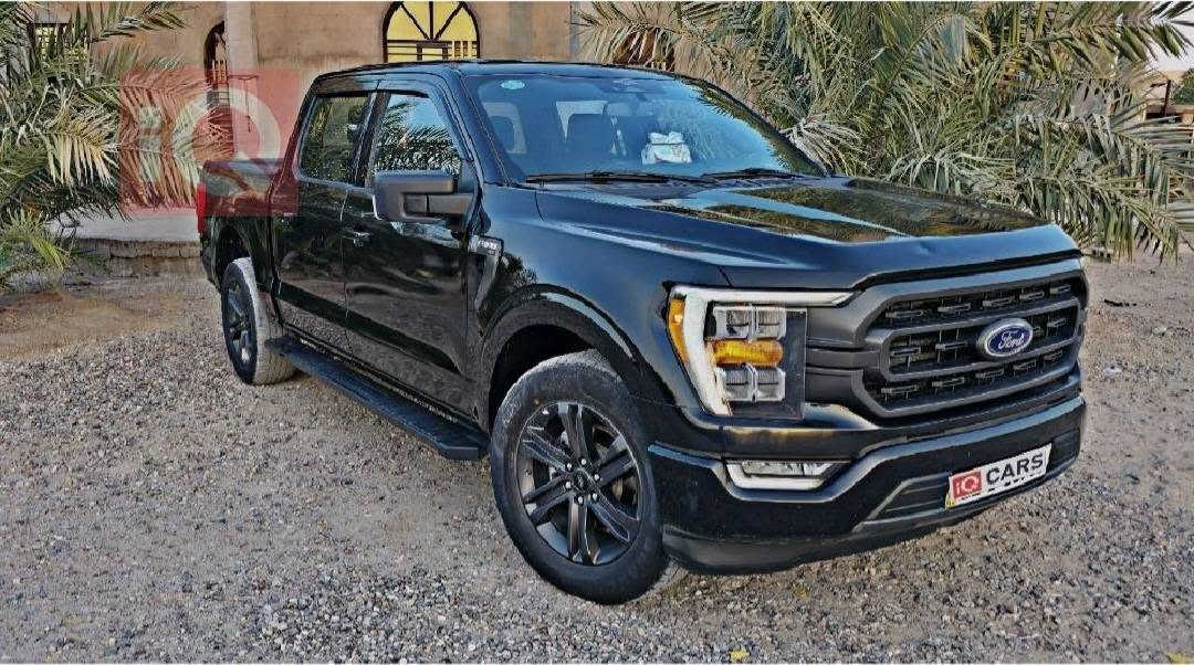 السلام عليكم 
للبيع  Ford F-150 XLT SPORT 2023 – 

 الموديل:  F-150 2023 XLT SPORT
 المحرك: 5.0 V8
 گير: أوتوماتيك طياره عشر نمر 

 المواصفات:فول عد البنوراما
• كراسي أمامية كهربائية + ذاكرة
• تبريد وتسخين المقاعد
• تسخين الستيرن
• شاشة كبيرة 12 إنچ
• Apple CarPlay + Android Auto
• حساسات أمامية وخلفية
• مراقبة النقطة العمياء
• رادار + مثبت سرعة متكيف
• تحذير مغادرة المسار
• فرملة طوارئ أوتوماتيكية
• تشغيل عن بُعد
• دخول وتشغيل بدون مفتاح
• شحن لاسلكي
• إضاءة LED كاملة
• مرايا كهربائية قابلة للطي
• فتحة خلفية كهربائية
• نظام صوت B&O
• شاشة معلومات رقمية
• ويل 20 إنچ
• كاميرا خلفية
• حساسات مطر
• إضاءة داخلية Ambient
.بصمات بل ابواب 
.هوك خلفي 

رقم اربيل بسمي وكاله او تحويل 

ماشيه 40 الف كيلو متو

السياره وارد امريكي بجم كبس والتقرير مرفق بالصور 

مكانها البصرة 

السعر 305$  وبيها مجال 

مااعتقد اكو هيج سعر بس لان مستعجل على البيع
للتواصل واتساب ***********
