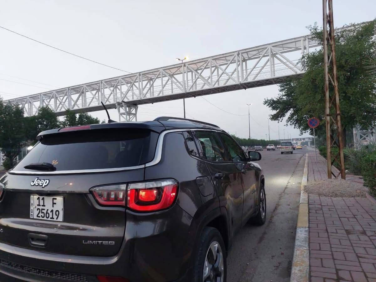 سلام عليكم
جيب كومباس موديل 2018 فول مواصفات 

بونراما 

ماشية 124

سيارة بسمي 

حادث سيارة موجود بالمنشور 

سعر 110 وبيها مجال الشراي 

مكاني شارع فلسطين 

الاتصال ***********

نص مكتوب في الصور:
- BidFax.info