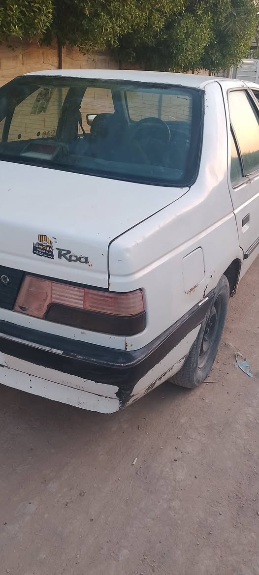 السلام عليكم بيجو روى موديل 9 بلاديه لون ابيض تبريد رقم قادسيه مالك موجود سنويه ساقطة بيها خياس والثاني مرات يفلت فقط السعر17موبايل***********
