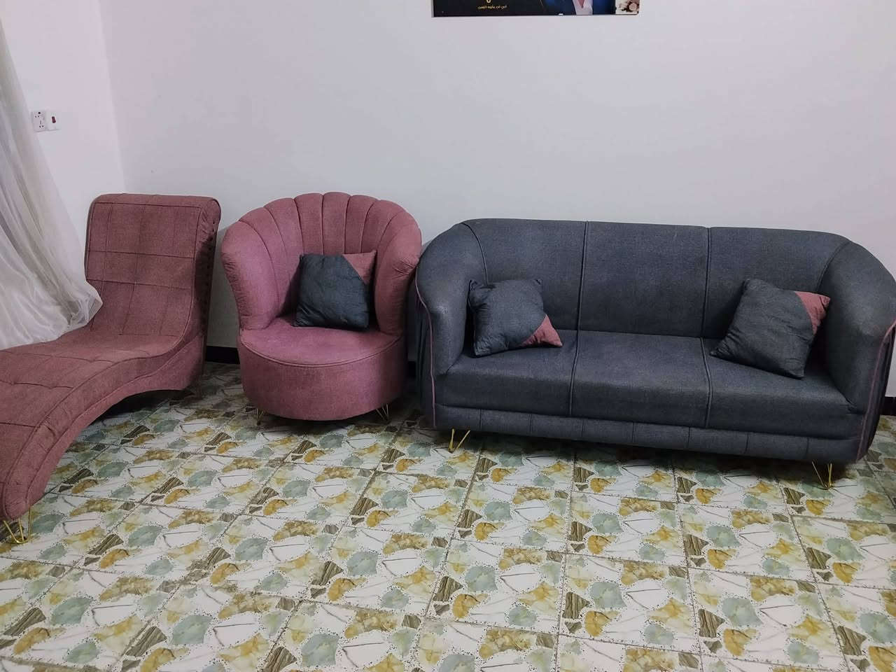 اغراض بيت مابيهن اي ضرر ✅
تخم ب٣٥٠ 
دوشگ نفرين ب٢٥ 
الكاروك ب٥٠ 
المكان بغداد  الثعالبه فتحت الجامع المحترگ
 (شارع المكاتب )
‏‪***********‬‏   ابو ضي الحميداوي
