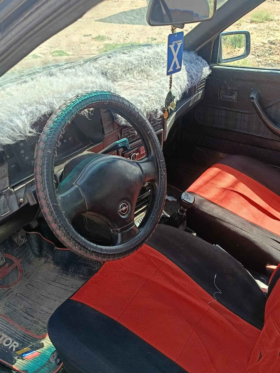 سلام عليكم  گاديت للبيع موديل 91 مكينه 16 گير شرط مكينه بيهااثر صرف  گاربون ماستر قفل مركزي طخم تاير صدر شرط تشغيل عن بعد صاحبها بلوموصل تريد وكاله تريد تحويل مگان موصل جانب اليمن تل الرمان السعر 24 وبيه مجال حك الجيه تلفون *********** خط اسيا ***********
