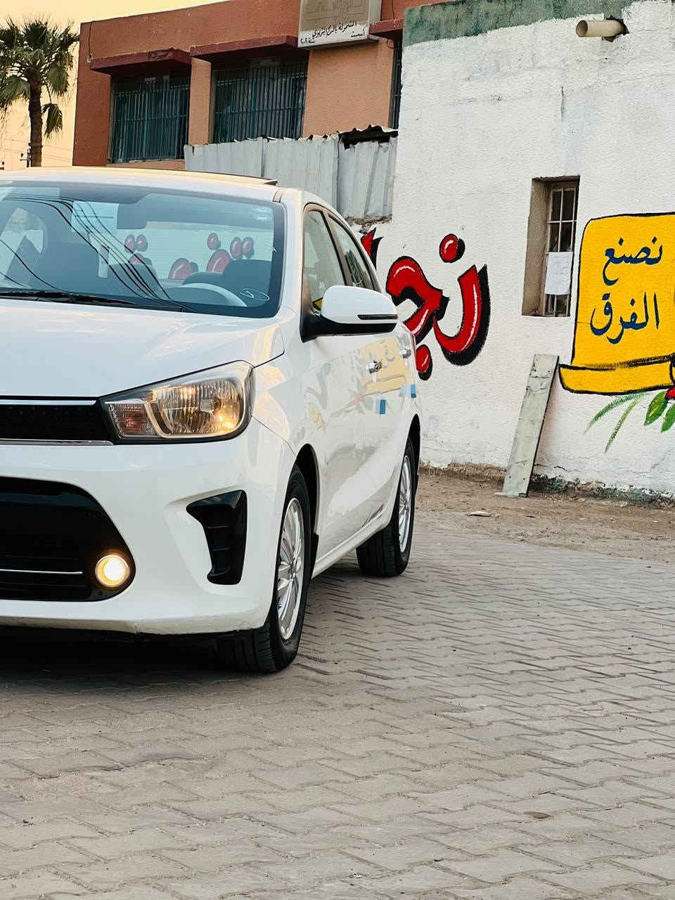 سلام عليكم ورحمه الله كيا بيجانص موديل 2023خليجي بدون صبغ فقط بارد بل هلال فتحه تحكم ستيرين جهتين شاشه كامره حساسات مكينه كير تبريد تخم تاير صدر كفاله ماشيه 83سياره جديده سعر 100$وبيه مجال مكان السياره بغداد البياع رقم ***********
