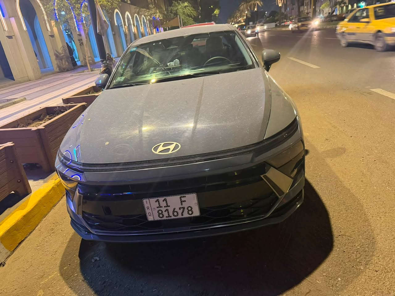 السلام عليكم 
سوناتا 24 هايبرد باسمي بيه هاي الضربة بس مصبوغ الجاملغ 
السعر 180 وبيه مجال بسيط
رقم التلفون *********** مكانه بغداد
ماشية 23 الف مايل
