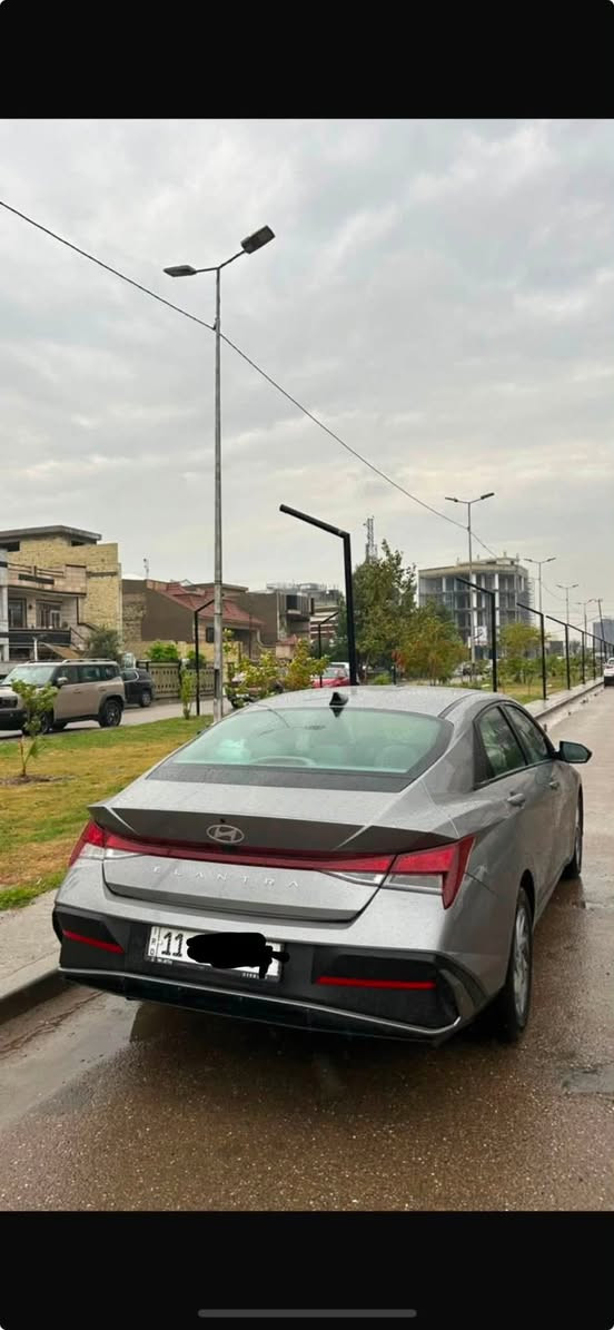 للبيع | Hyundai Elantra 2024 SEL 🇺🇸
🔹 هيونداي النترا 2024 SEL🔹 وارد أمريكي 🇺🇸  رقم بغداد محرك 2.0 دوش بانزين  ممشى السياره 42 الف mi فقط وقابل للزياده 
المواصفات:
تشغيل عن بعد 
البصمه الكبيره 
شاشة متصلة (عداد ديجتل + شاشة وسطية)
تدعم 
Apple CarPlay & Android 
.كاميرا خلفية أصلية
.خرائط Navigation
.تبريد مناخين منفصل 
مثبت سرعة تفاعلي  
✅ نظام المحافظة على المسار (Lane Keep Assist)
✅ نظام التحذير من 
الاصطدام الأمامي
اوتو بريك 
تحذير الخروج عن المسار
تحكم ستيرن  جهتين
مرايا تحكم كهربائي 
ويل   ألمنيوم أصلية رصاصي 
✅ إنارة LED نهارية
:ضرر السياره :
الضرر دعاميه  خلفية فقط  بيها قطعتين كلير امريكا جاملغ خلفي وباب فقط، 
صور الحادث موجوده 
لا شاصي لا لغد السياره
 ( بجم كبس )
جميع الايرباك سليم
كتلوك السياره موجود 
السعر :160$ وبيها مجال بسيط 
للتواصل : ***********
