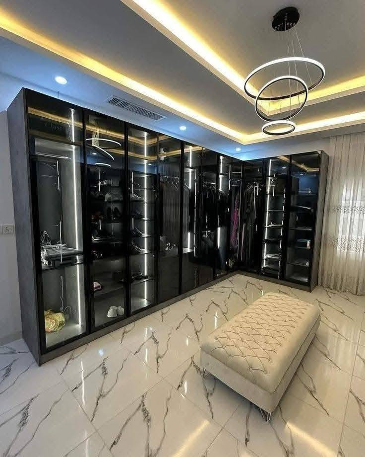 عرض خاص مده 10 ايام بس 😍
..صار سعر متر دريسك روم (200) الف 
✔️ مميزات العمل:
✅خشب mdf تركي 
✅ نظام كابينات عملي
✅ مواد درجة أولى
✅ تفصيل حسب القياس
✅ تنفيذ وتركيب داخل الكوت 
✅نقل مجاني 
✅كادر مخصص للقياس موقعي
✅سكك مجرات ثقيل
✅نرمايد ثقيل درجه اولى 
✅عمق 55،60
✅مقابض من اختيار الزبون 
✅لون من اختيار الزبون 

📞 للتواصل ***********

نص مكتوب في الصور:
- مطبخ {HDF} تركي درجة أولى بمواصفات عالمية ودقة عالية وبضمان خمس سنوات HDF سلة أماعين مرمر كوارترز درجة أولى أبواب {HDF} تركي درجة أولى سلات سلة مساحيق الآن بالعنوان الجديد: الكوت - خاجية شارع 30، قرب القسم البلدي للاستفسار، مراسلة البيج أو الاتصال: واتساب *********** باقر حسين
