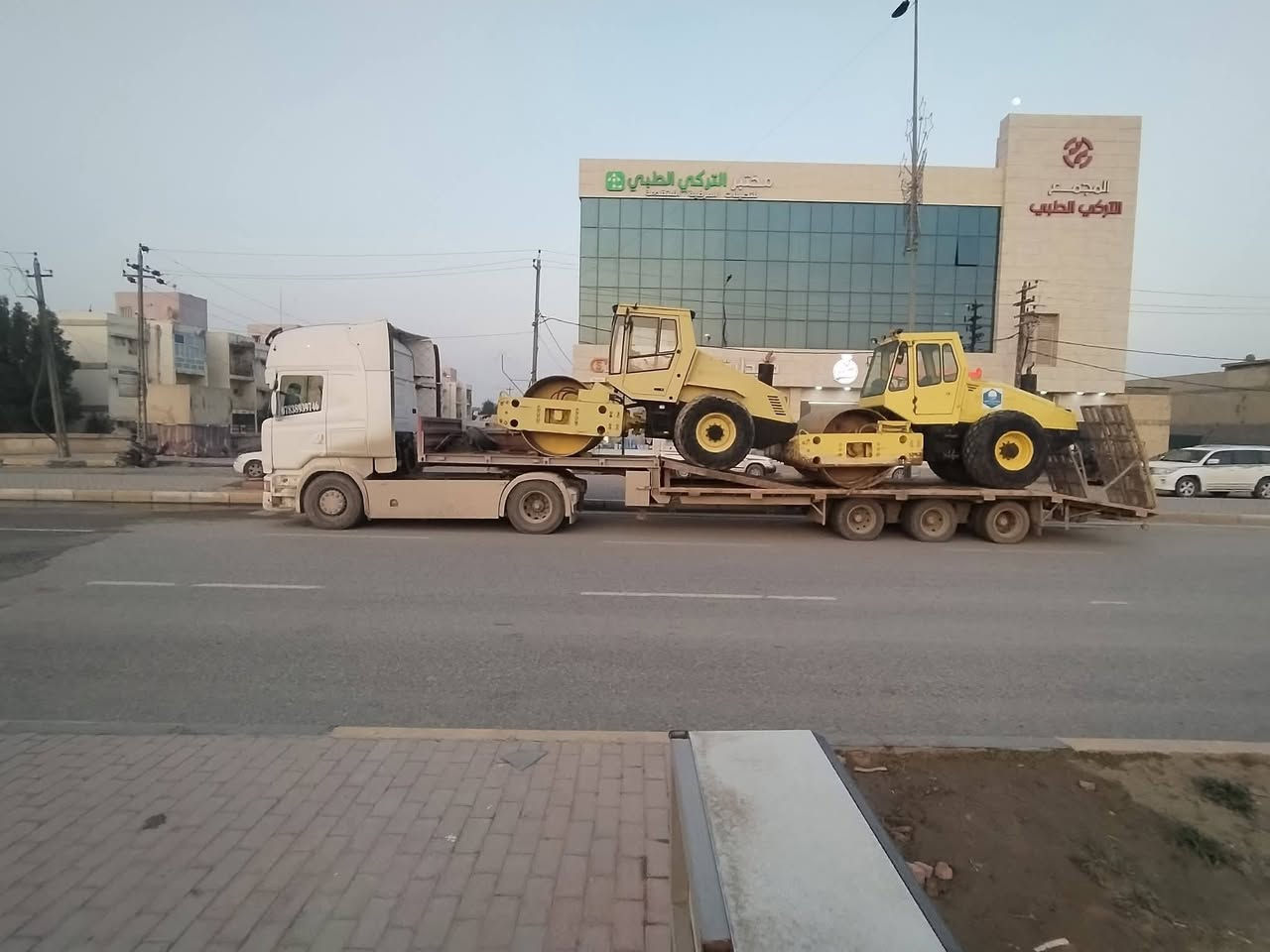 سكانيا • موديل ١٧ • لودر ٣ محاور