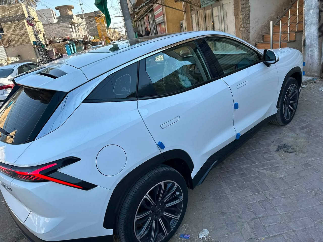 جيتور داشينك 2024
أعلى مواصفات الكجري 
بيها بارد صغار مبين سونار 
 العداد: 30 الف 
• محرك 1.6 Turbo اقتصادي وقوي
• دفع أمامي
• شاشة ضخمة متعددة الوظائف
• كاميرات محيطية 540°
• نظام ملاحة + بلوتوث + CarPlay
• فتحة سقف بانوراما واسعة
• كراسي جلد كهربائية + تبريد وتسخين
• نظام دخول وتشغيل بصمة
• رادار أمامي + حساسات + نظام الحفاظ على المسار
• إضاءات LED بالكامل
السعر 25.500مليون وبيها مجال بسيط 
بغداد الكريعات ‭‭‭‭‭***********
