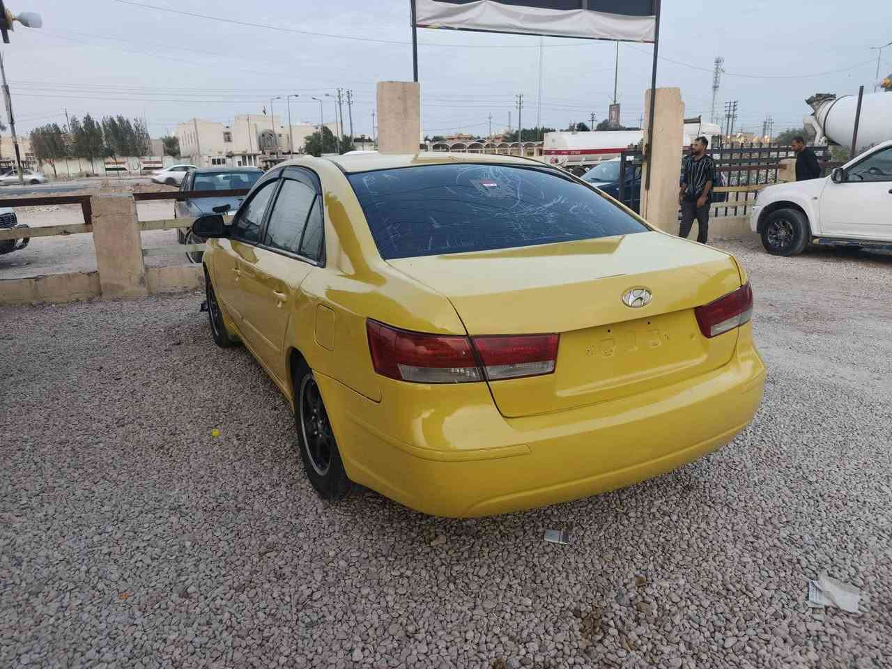 سونته • ٢٠٠٨ • رقم أحمر نجف