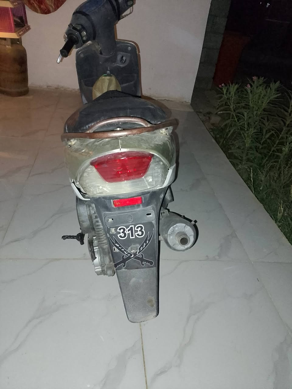 ماكس منغولي للبيع 55كهربائيات شغالة بس يحتاج باتري 
سعره 425بيهه مجال ***********
