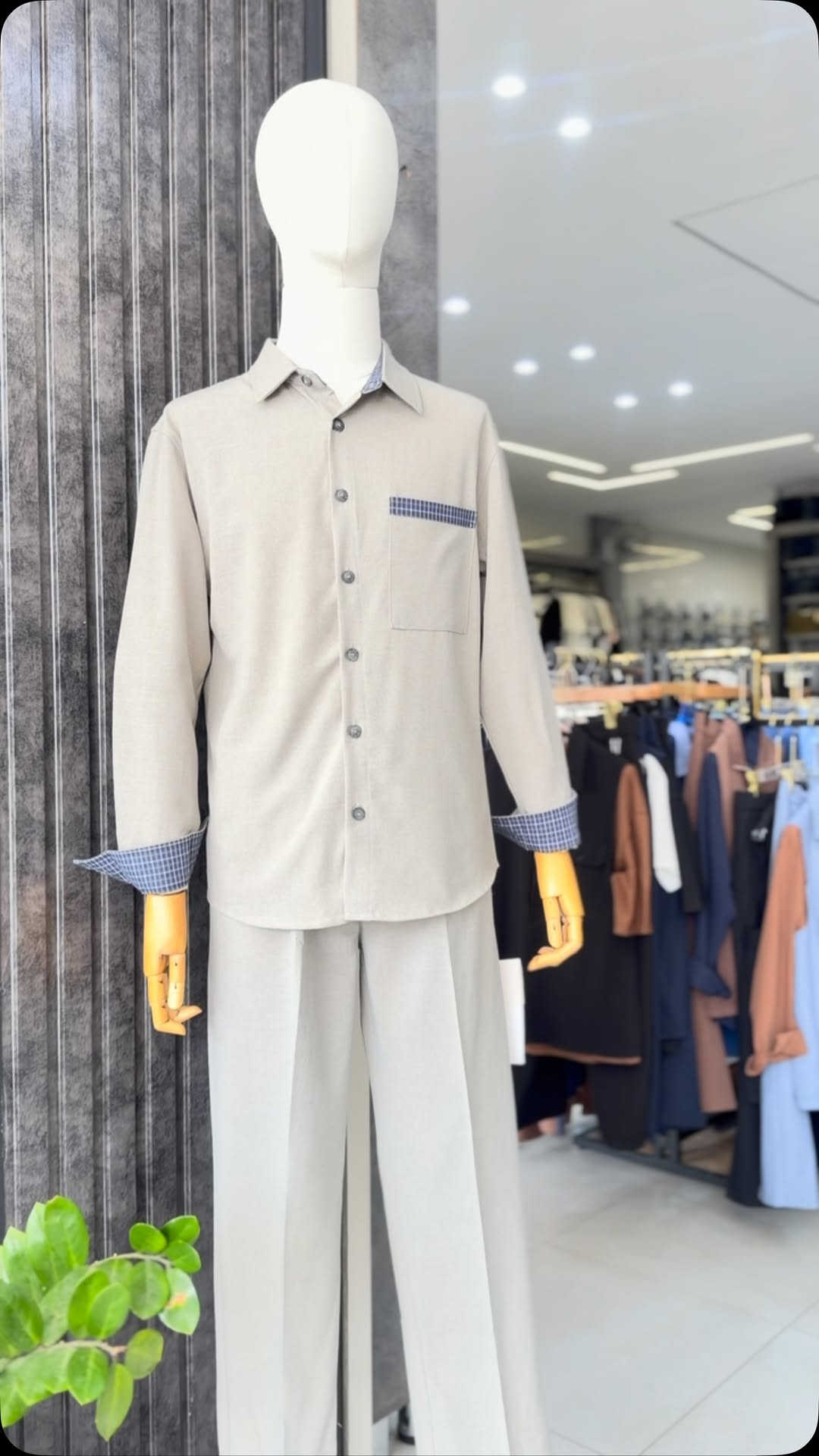 سوت بهاري🫶🏻ازياء حسوني جاسم#النجف الاشرف حي ميسان فوك نفق ميسان🫶🏻🔥📍
