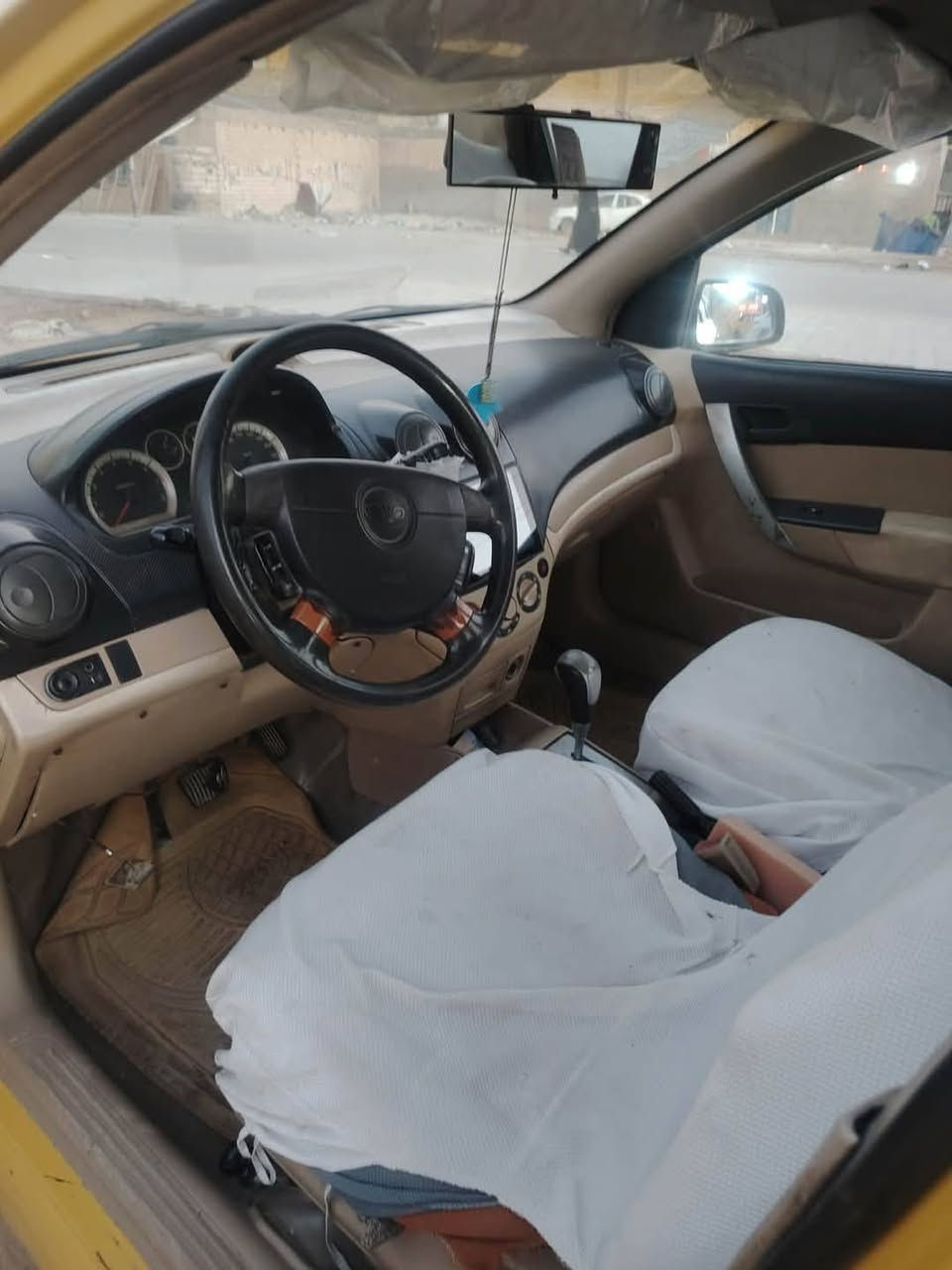 مكلف بنشر(مختص بنشر السيارات باسعار رمزيه تابع الصفحه)    
افيو مديل 11 اوتماتيك خليجي مفتوح مكينه وكير مکفولات مصفره هيئة وغرامات للبيع أو مراوس صبغ احزام كهربائيات كلهن شغالات شاشه وسستم صوت شواصي ولغود والحوض مكفولات سنويه ل 27 راعيهه ایرید مداور سیاره حلوه وجاهزه 
السعر 45 وبيها مجال بسيط حك جيه
 مكاني نجف ***********
