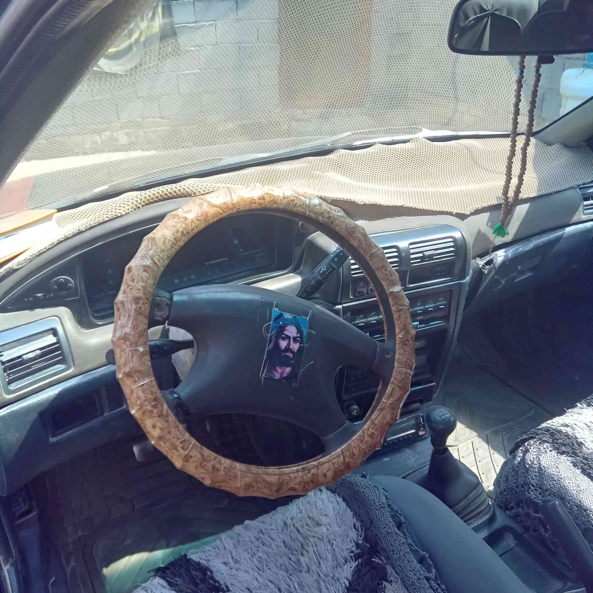السلام عليكم سيفيا موديل ٩٣ بسمي رقم انكليزي بغداد احولك شوكت ميعجبك سنوية لل٣٠  محرك مسكر كير عادي كهربائيات كلة شغال سيارة جاهزة مصبوغة عام للجمالية عوزهة بس ترتيب الداخل دوشمة  و يدات امامي فقط  السعر ٢٨ وبيها مجال تعال كلب وشوف بعينك وتدلل عل سعر  للا ستفسار *********** متواجد خاص
