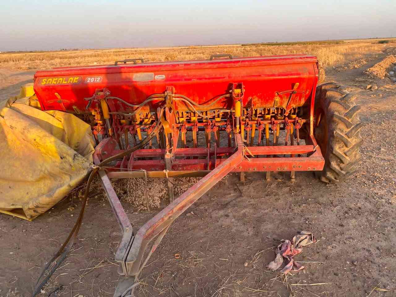طابعه تركيه البيع ٢٠١٢باب اول حجم ٢٠
السعر 50 ورقه ***********
