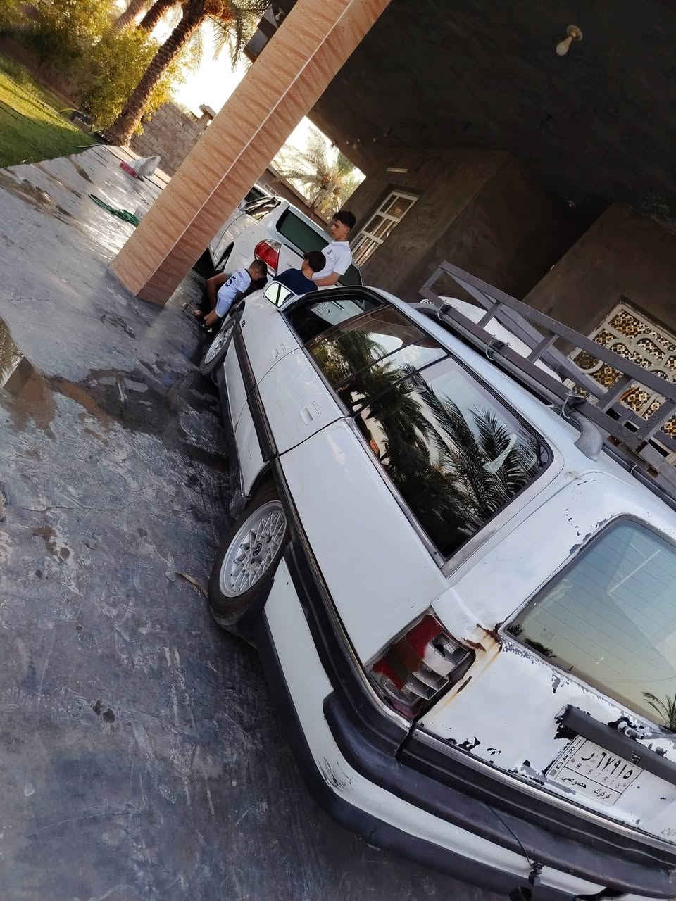 سلام عليكم للبيع فقط 
اوبل استيشن رقم كركوك مشروع وطني تحويل مباشر 
موديل 92 تبريد سبلت شغال ثلج 
كير ومحرك واكسل جدد 
صدر جديد جاهزه ما ناقصهه كلشي 
مكان السياره الانبار الفلوجه 
السعر 22 وبيهه مجال
***********

