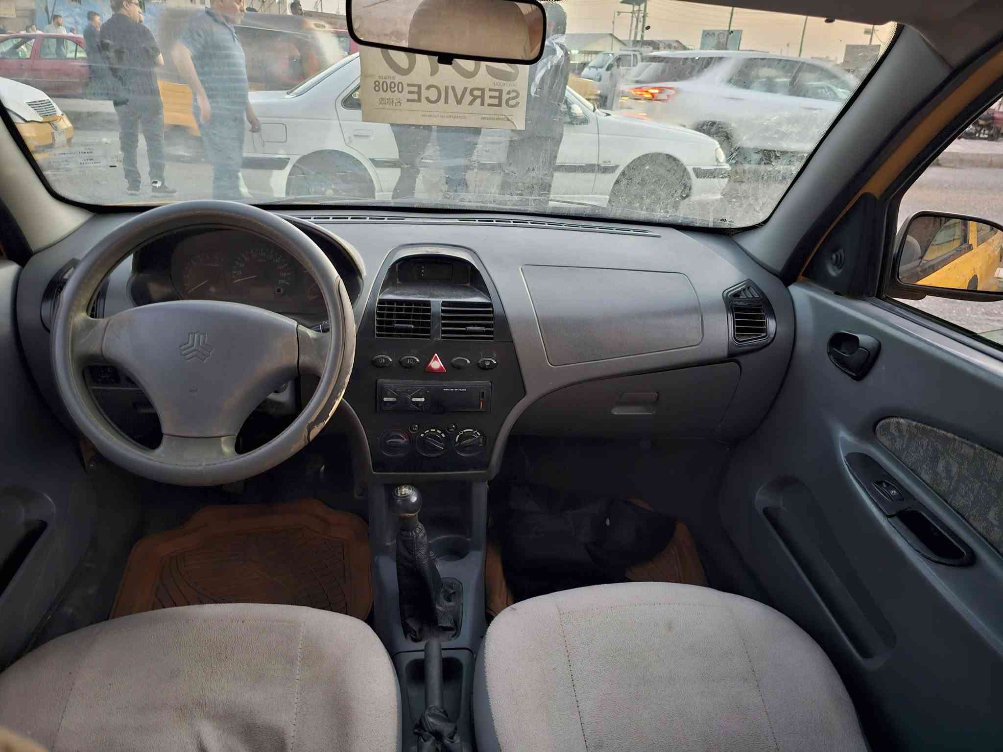 سلام عليكم 
طيبة موديل ١٦ 
مصفرة هيئة و غرامات 
سنوية تتحول ب اسمك مباشر ، ارقام انكليزي 
هزة قبل شهرين كلشي بيها جديد حتى الصالنصة مبدلهة جديدة 
حدادية ، كير ، مكينة ، تبريد ، كهربائيات ، راديترات، برانكيتات كلهة جدد
مكان السيارة ميسان ، السعر ٣٥ و بيها مجال قليل
***********
