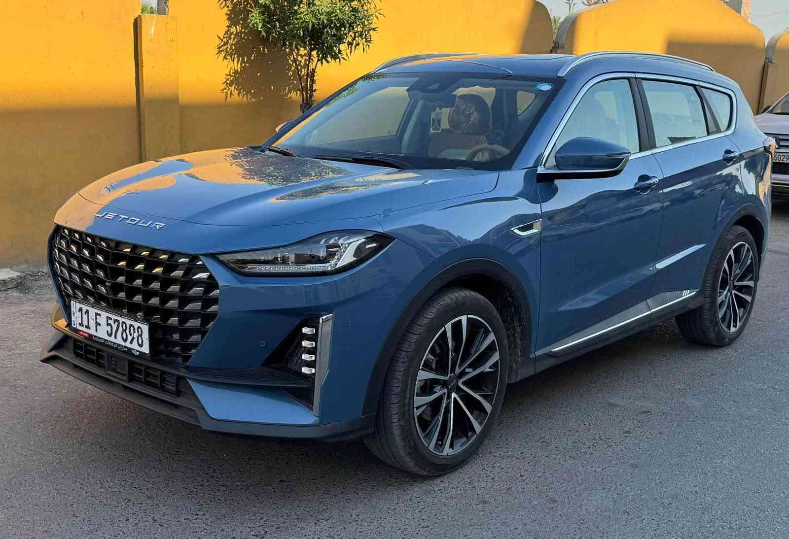 🚘🔥 للبيع Jetour X70 Plus SV

✨ موديل 2026 | ممشى8،000 كم

🔹 محرك 1.6 Turbo | قوة 197 حصان
🔹 عزم 290 نيوتن | قير 7 DCT
🔹 دفع أمامي
🔹 ويل حجم 20 إنش
🔹 بانوراما
🔹 شاشات رقمية + شاشة كبيرة
🔹 مقاعد جلد كهربائية
🔹 Apple CarPlay / Android Auto
🔹 نظام صوت Sony
🔹 كاميرا خلفية + حساسات
🔹 بصمة دخول وتشغيل
🔹 باب صندوق كهربائي
🔹 أنظمة أمان وثبات متعددة
🔹 داخلية جلد بني وأبيض
🔹 لون أزرق مميز 💙

📍 الموقع: بغداد – المنصور
💰 السعر: 30 مليون وقابل للتفاوض
📞 واتساب:*********** بغداد, العراق
