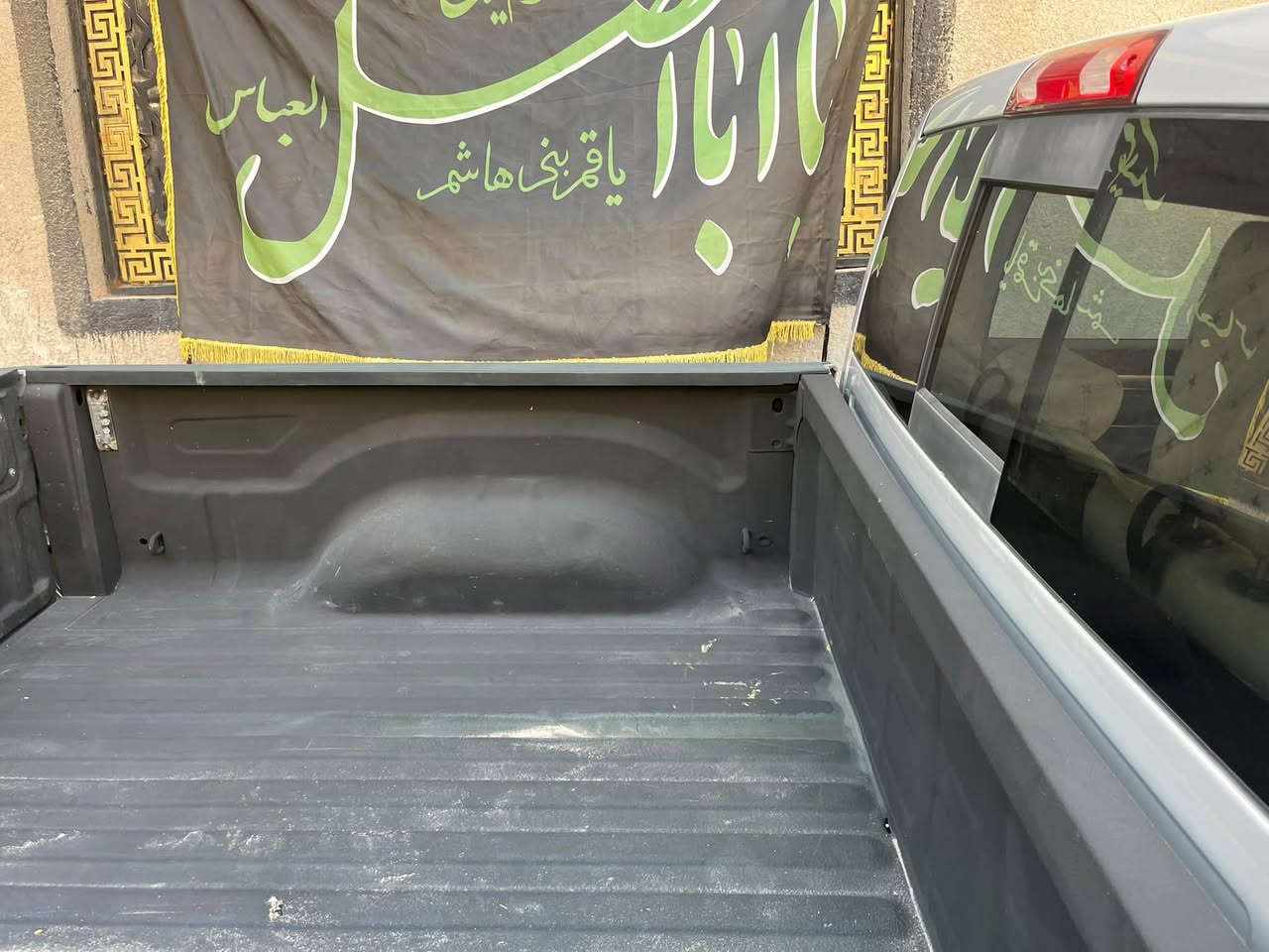 دودج رام بيگ هورن 2017 وارد امريكي 
باب طويل بدي قصير 
رقم بغداد 

حادث امريكا فقط. موضح بالصور 
مكينه هيمي 8سلندر 5700 
دواخل لونين جوزي وبيجي 
السيارة بيها نقوصات بسيطه 
كير مكينه تبريد حداده جاهزة 
 
بيع فقط 
السعر 168 
للتواصل واتساب فقط 
***********
