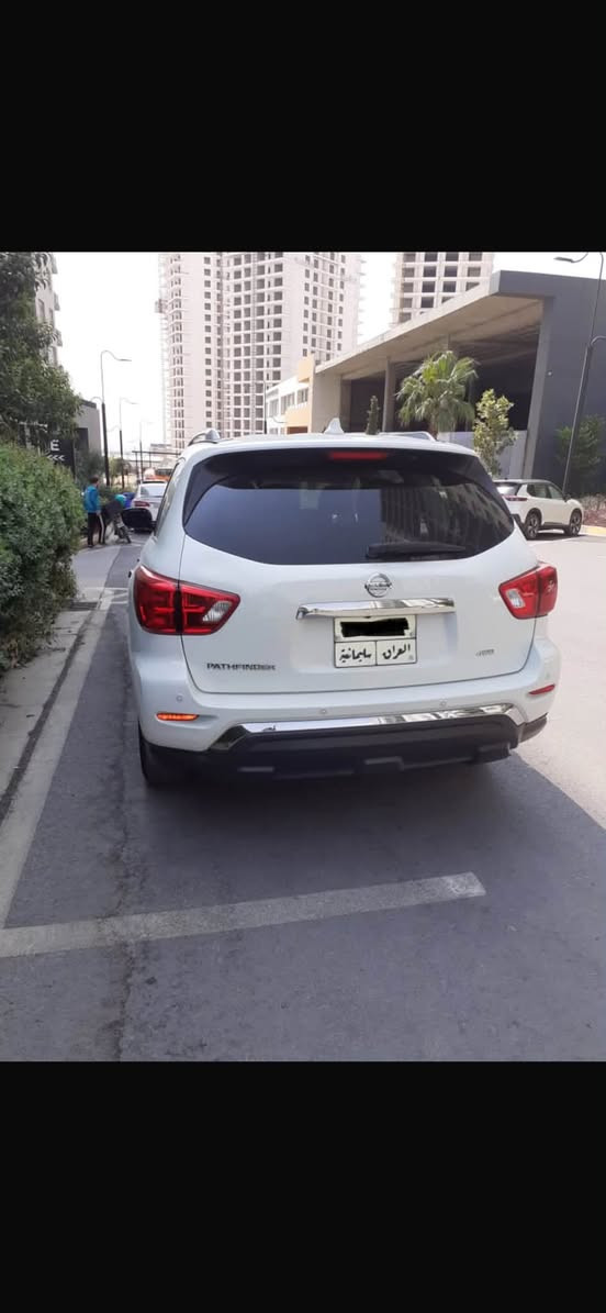 نیسان پاثفایندەر 2020 3500 awd v6
بصمة
شغال
كشن هيتر 
تحديد سرعة
٣ مقعد
كاميرا امامي رادار حساس
سيارة جاهزة
سنوية جديدة
بلاجكتور ليد 
ويل كب 
سيارة جميلة علي دقة شريكة 
سعرها ١69$ بيها مجال 
— at ‎شمال العراق‎.
***********
***********
