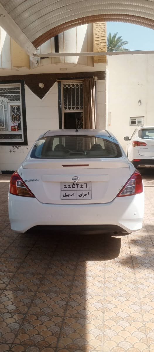 نيسان صني ٢٠١٨ هندي 
كفاله عامه 
السياره جاهزه وجديده 
مكينه كير حداديه جديده 
تريد تحويل تريد وكاله 
مكان السياره حله
السعر ٩٢
للاتصال ***********
