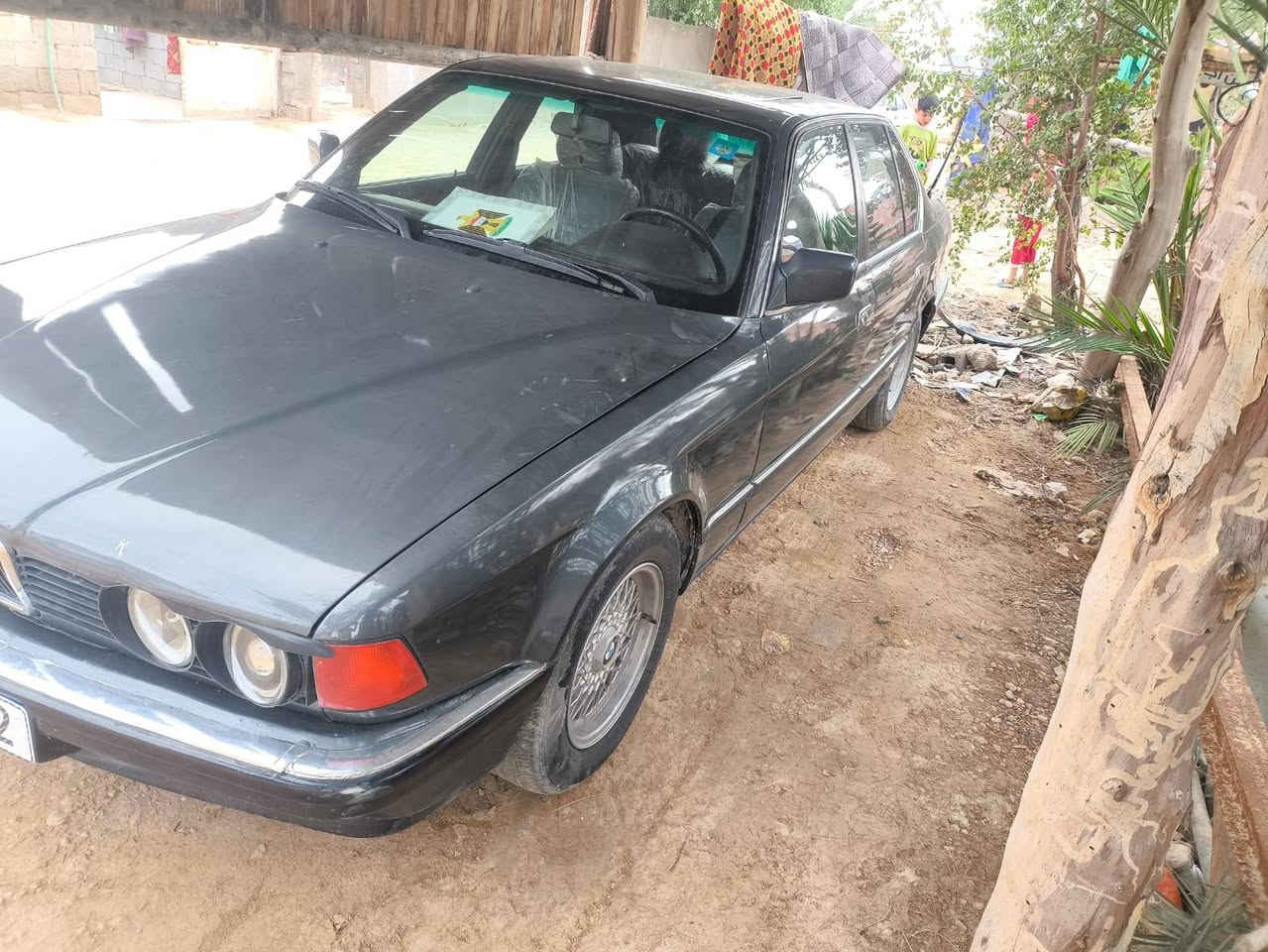 بي أم 735سياره احله من صوره بيع ومراوس سعر 45سياره كله بلادي مكان خان النص الحيدريه ***********
