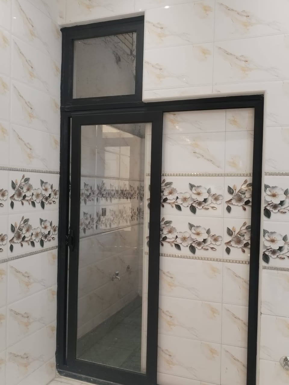 الأجواء أصبحت عبارة عن عواصف يوميه
والحل تجدونه عند شركه الطراز الألمنيوم. 
في مجال عزل الاتربه.
شبابيك سلايد ومفصلي بالإضافة إلى أبواب ومقطع تركيه 🇹🇷
نستخدم افضل انواع الفرج ولاسيك من أجل تسريب الغبار إلى داخل البيت🏤
السعار
الألمنيوم مفصلي 54$ 
ثيرمل مفصلي 150$
سلايت تك جام 79$
سلايت ثيرمل 185 $
للpvc الأبيض 38$
باقي الوان 54$ 
المحجرات 
دائري ثقيل 40 الف
مربع ثقيل 65 الف
مربع cnc. ب70 الف

الكاونترات حسب الأشكال والموديلات 
العنوان 
حي الحسين شارع 20
الاتصال 
*********** 
***********
