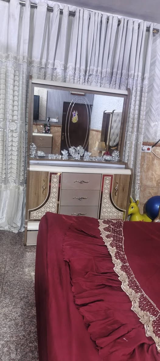 السلام وعليكم غرفه نوم ١١قطعة غرفه نضيفه المكان بغداد الجديدة السعر ٧٥٠الف
***********
