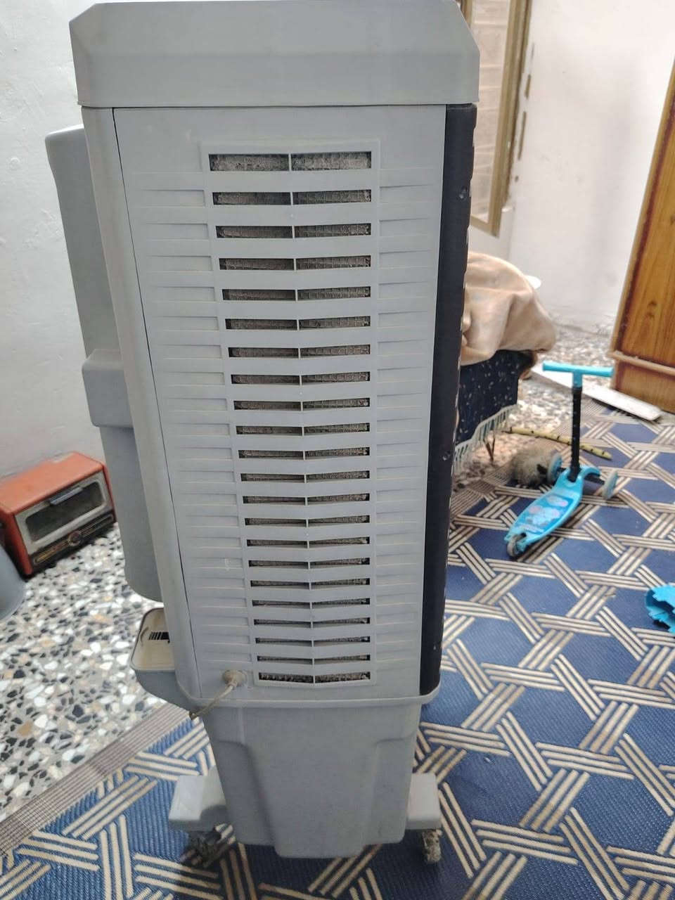 سلام عليكم حبايب عندي كفرة مستخدام شهر واحد وماخذه 250 واريده 125بيه مجال هذه رقمي *********** العنوان شهداء البياع وشكران جزينان 🤍
