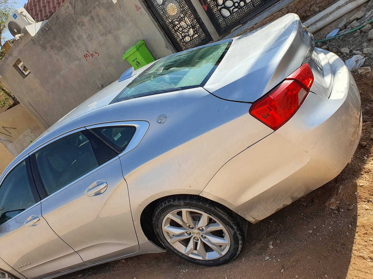 سلام عليكم ... امبالا 2019
فئه LT
محرك 2500
رقم كربلاء مشروع وطني باسمي سنويه نافذه 
ماشيه 109ميل
كير محرك مكفولات خير من الله

المواصفات/
بصمه تشغيل + اربع بصمات للابواب 
كراسي جلد + كهرباء 

داخل جلد رصاصي واسود 
اشاير بالمري
تايرات نص عمر
تبريد ثلج ❄️ قبل فترت سويته ب 600 الف

تبريد قطعتين + تبريد خلفي

اوتو ستوب نضام توفير الوقود
 
لايتات LED

قاصه سريه

ويل 18 

الضرر/ بنيد وجاملغ عكس سايق قطعتين صبغ فقط

الملاحضات/

قبل فتره رجعت على عمود كهرباء ف صارت دحجه بالصندوق وسمكرته يحتاج رش فقط على كد شبر فقط كما موضح بالصوره

والباب لخلفي بيها دحجه خفيفه من اخذتها هيه بيها تحتاج كارت فقط وبصفها اكو شخط خفيف شوي خاسف لباب يحتاج معجون خفيف ممبين
 
البنيد والجاملغ الي بي حادث جاردات  فقط

باقي سياره مكفوله ونضيفه كلش على  ايدي من 2022 خير من الله تجي وتشوف بعينك 

نضيفه مابيها اي نقص فقط هاي الملاحضات

السعر 115وبيها مجال 

مكاني ديوانيه مركز  تجي وتشوف بعينك

استفسار ***********
