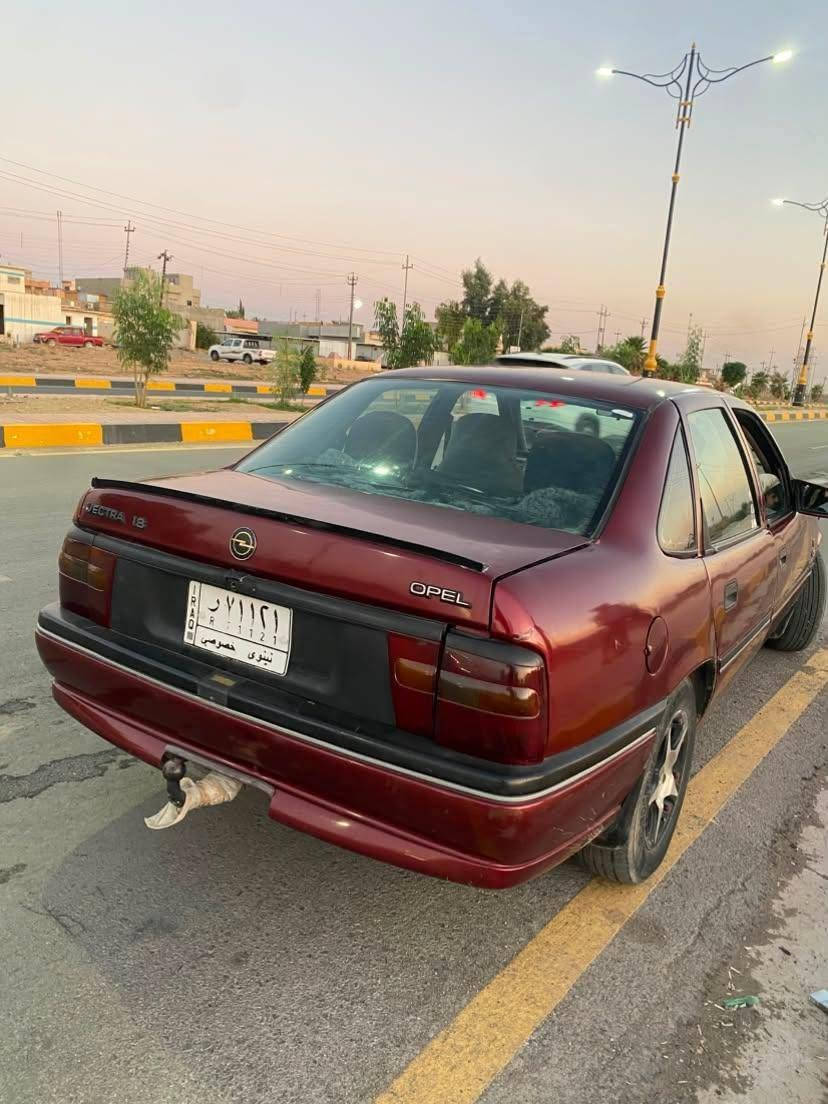 فكترا حجم 18 موديل 93 صبغ عام جماليه جامات الامامي كهربائي محرك فوول مكاني موصل سعرها 40 
*********** بي واتساب
