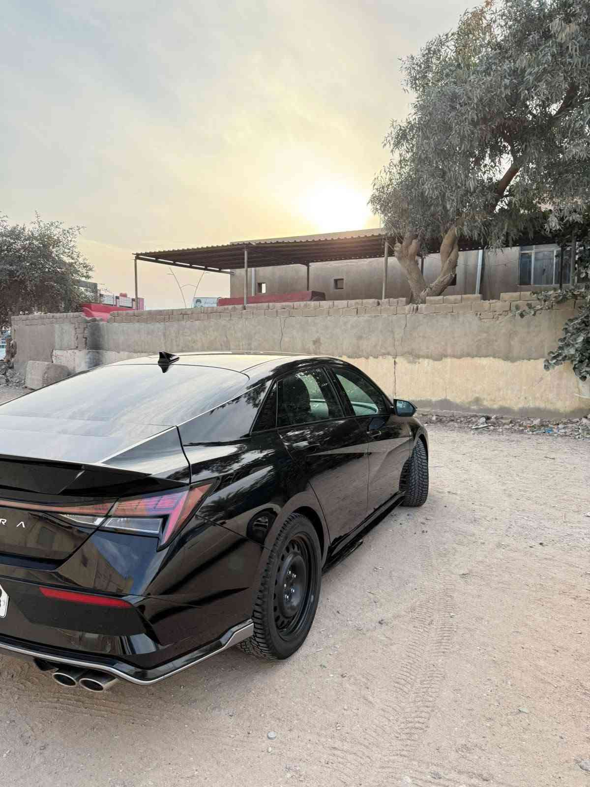سلام عليكم سياره النتره N line فول مواصفات وارد كندي 2024 ماشيه 60 الف حادثه موضحه بمنشور. بدون يرباك فول موصفه كشن حار بارد تحديد مسار محرك 1600تييربو  المكان بصره قبله
السعر 160 $ وبيه مجال حك جيه الرقم ***********

نص مكتوب في الصور:
- PLC Auction
- *US$ USD 3,700,..
- عرض... Used Black Sedan Hyundai Elantra 2024 from Canada, المزيد lot: 12247791, VIN: KMHLR4DF6RU827351, Automatic, * راجع الموقع الإلكتروني لمعرفة آخر الأسعار ومدى التوفر. قد تكون الصور محمية بموجب حقوق النشر. مزيد من المعلومات
- حفظ
- مشاركة
- ...MHLR4DF6RU827351 Hyundai Ela
- kmhlr4df6ru827351Q