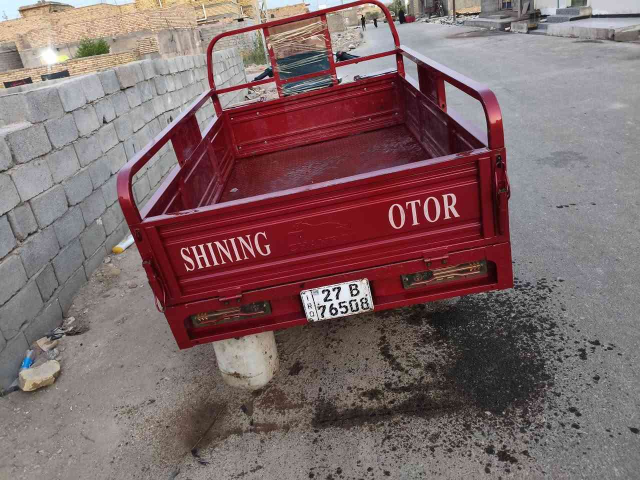 سلام عليكم  ستوته للبيع
موديل 23 مشتغله سنتين 
مرقمه بااسمي مكفوله من كلشي 
محرك كفاله بس كلجات 
محتاز واريد ابيع الله شاهد 
مكاني سوك شيوخ 
اتصل ***********
