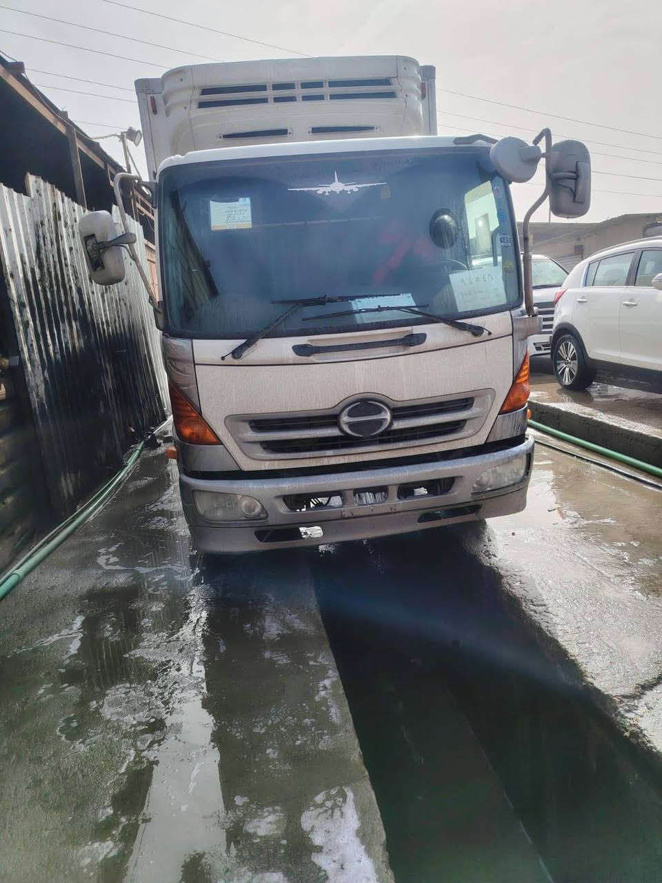 البيع هيه وخطه دخولي بيه المجنون سعر ٣ونص وبي شوي مجال هي وخطه نبيعه ***********
