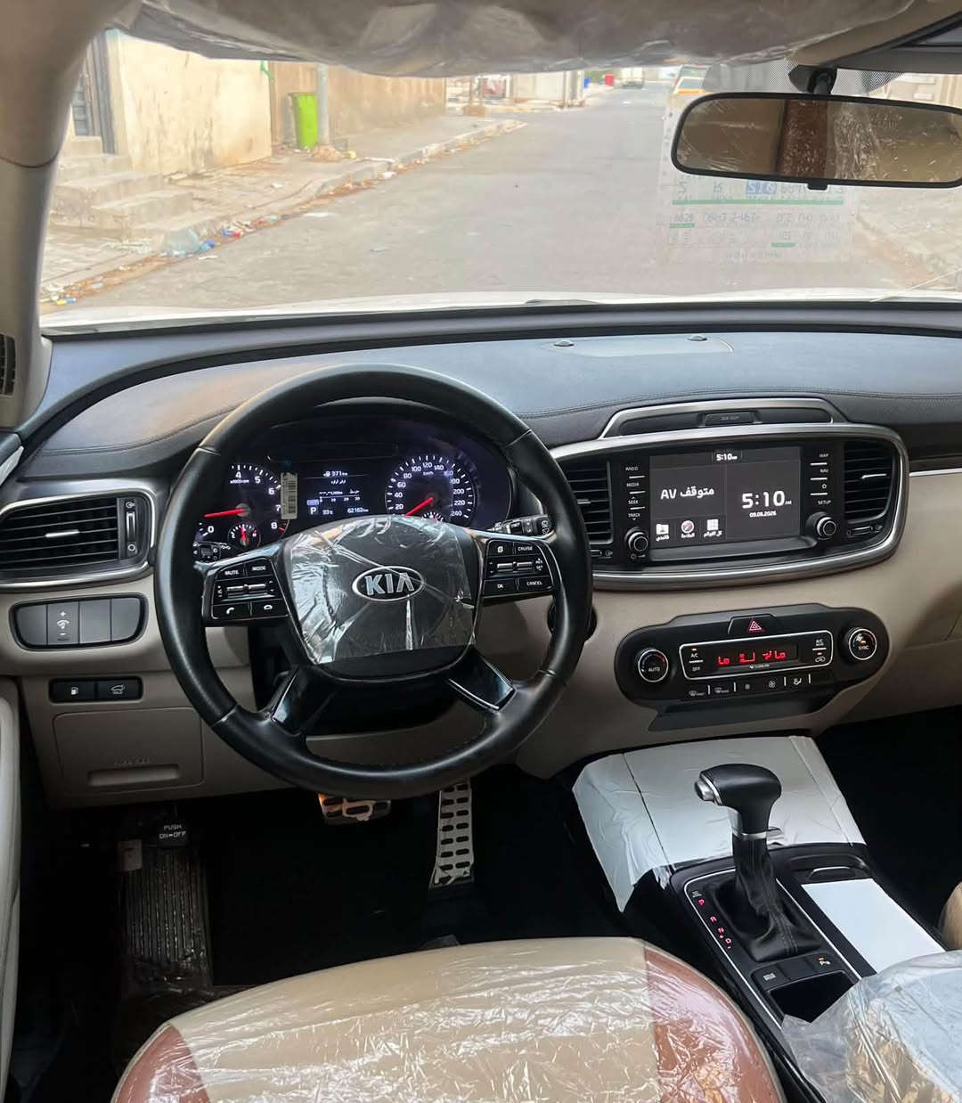 سورنتو 2019 شكل 20 رقم بصره جديد سنويته توه مجدده ماشيه 74 الف حقيقي شرط 6 سلندر GPS شاشه جبيره كشنات كهرباء باب خلفي كهرباء ويل كروم سبير مانازل مكفوله كفاله عامه كلها ع بلاد مكاني بصره حي المهندسين ***********
