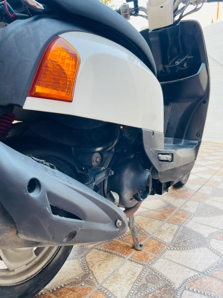 بوليس نوزل
دراجة بوليس للبيع مكانها بعقوبة 
الدراجة كلها بشرط لامبدل بيها شي ولا مفتوح بيها شي 
شلعة ومعدل 
السعر ٨٠٠ وبيها مجال ختم واحد 
***********
