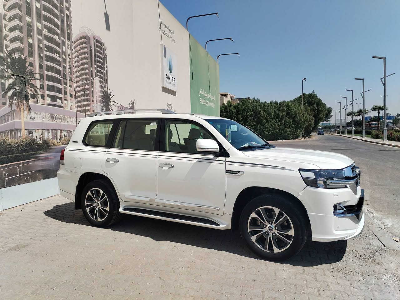 تحيه طيبه

لاندگروز 2020.    ساز اصل GXR

السيارح احله من الصور بالحقيقة جديده 
فول مواصفات 1/1

1-فتحه سقف

 2-بصمه تشغيل🫆 

3-حساس خلفي وامامي

4-ثلاجه 🌬️

5-كراسي كهرباء 2

6-تشغيل عن بعد

7-شاشات خلفية

8-   8  ايرباك

9-دفع رباعي

10-رقم بغداد بأسمي تحويل مباشر

حجم المحرك  4000  V6

ملاحظه السياره كفاله عامه من كلشي حته من الشخط جديده جدآ

مكان السياره بغداد الغزاليه

ملاحظه 🛑 اكتب تم يوصلك السعر النهائي

للاستفسار الاتصال ***********
