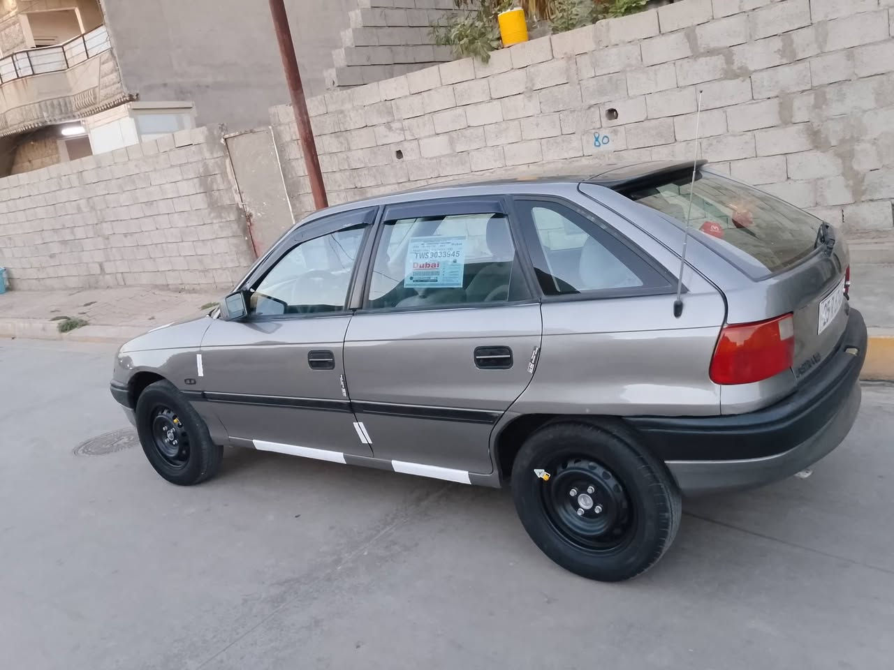السلام عليكم عيني عندي استرا حجم 18 موديل 92 مشروع وطني شرطه 🤝تحويل بطاقه بنزين⛽ بيه سياره ما بها اي نقص مكان كركوك سعر 42 بمجال بسيط ***********
