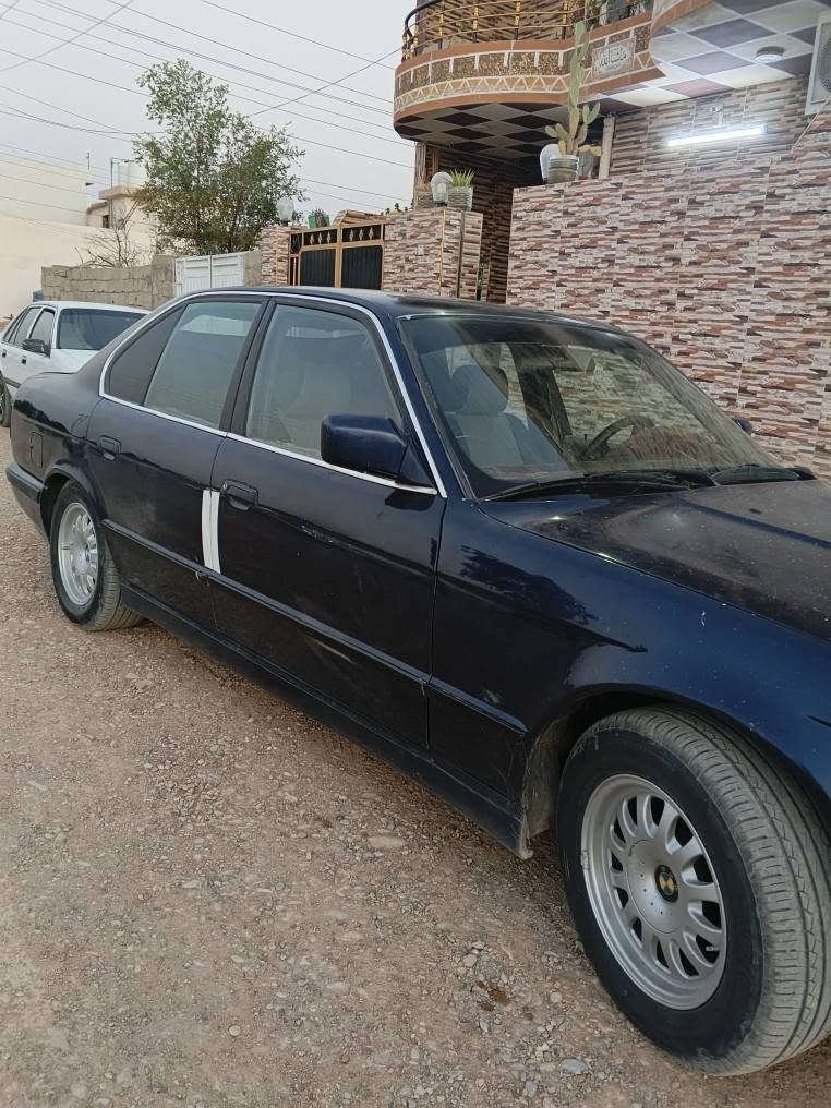 سلا و ي خو ا له هه مو لايك bmw520بيلاد گير عادي پا نكه كا ره باي لي دراو ي نيه زور پا كه جو ار تا يه و ويلي لو كي له ژيره كو شن جلده سه نو يو ريگپيداني به شه ر ت او ليا ت كامل اشياي ته بريد 🥶شتي كه مي نه قسه قفل مه ر كه زي سعري 32مه عا مه له شو ين كه لا ر ژما ره ي مو با يل *********** كالار, السليمانية
