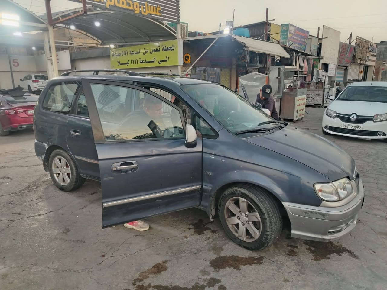 هوندا تراجيت ٢٠٠١   سبعه راكب كاز كير ومحرك جديد تبريد قطعتين عاطل بااسمي رقم جديد بغداد سنوية ٢٠٣١ ، حداديه جيده السعر ٥٥ بيها مجال بسيط ، مكان السيارة بغداد / طوبجي 
*********** ابو صفاء
