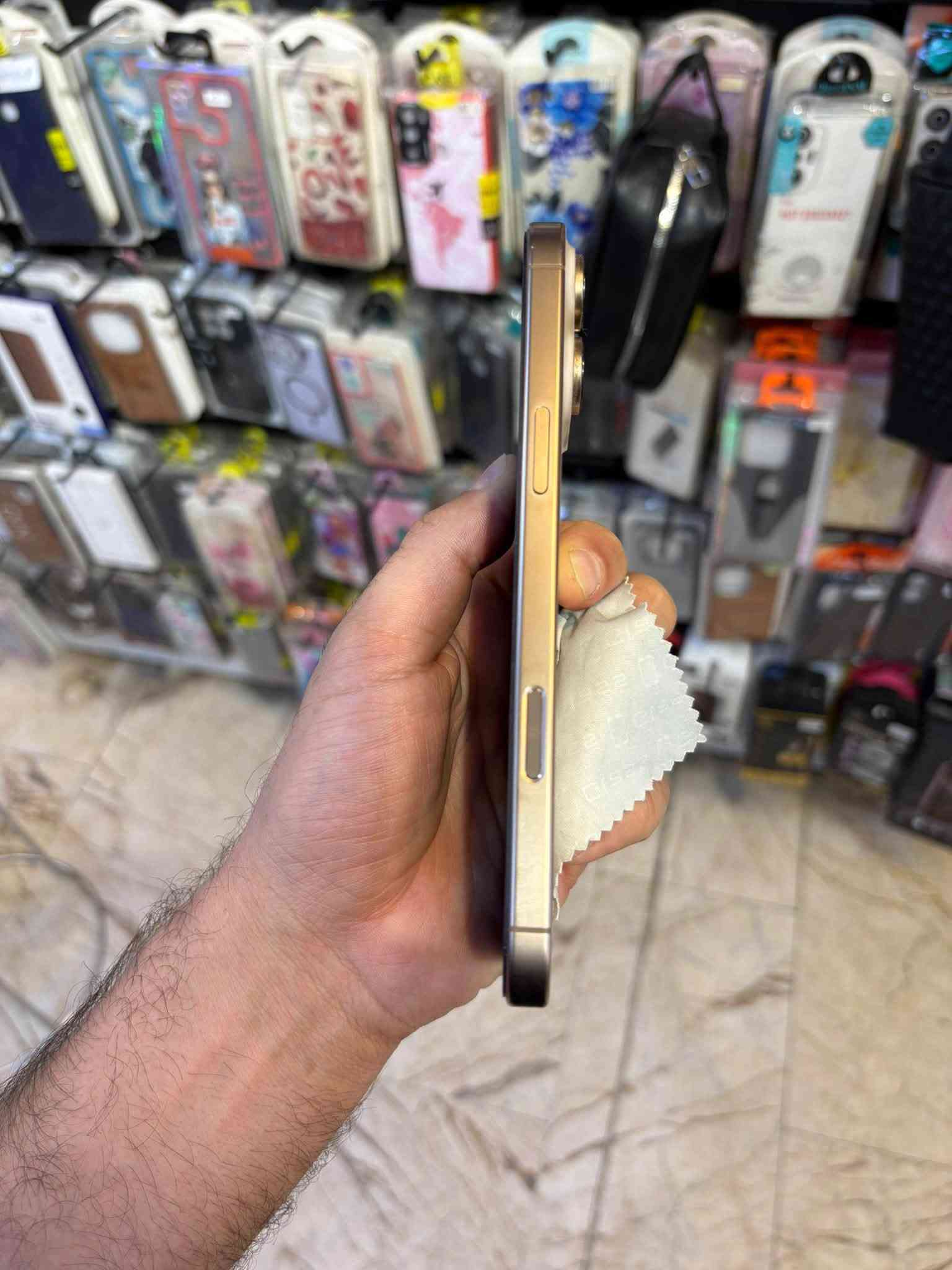 السلام عليكم
Iphone 16 pro max 256GB
نظافة ‎%‎
بطارية 90
مكفول من التصليح ومن أي خلل ومن أي ضربات
باكيت فقط
السعر مليون و250 قفل
مكاني بغداد العامرية
***********

نص مكتوب في الصور:
- ٧:٠٣
- حالة البطارية
- >
- عادية
- تعمل بطارية iPhone هذه على النحو المتوقع. حول البطارية والضمان...
- الحد الأقصى للقدرة
- ٩٠٪
- هذا قياس لقدرة البطارية مقارنة بقدرتها عندما كانت جديدة. قد تتسبب
- القدرة المنخفضة بتقليل ساعات الاستخدام بين عملية الشحن والأخرى.
- عدد الدورات
- ٦٧٨
- هذا هو عدد مرات استهلاك iPhone لقدرة البطارية. معرفة المزيد...
- تاريخ التصنيع
- آب ٢٠٢٤
- أول استخدام
- تشرين الأول ٢٠٢٤